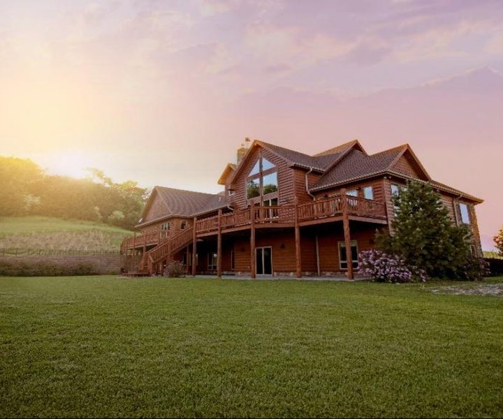 Tokenized Real Estate: Breaking Barriers for Small Investors